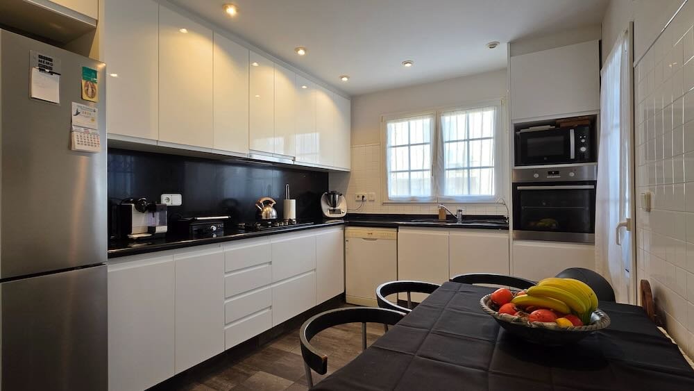 Property 2458 - Image 25